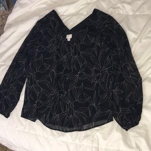 NWOT Flowy Printed Top